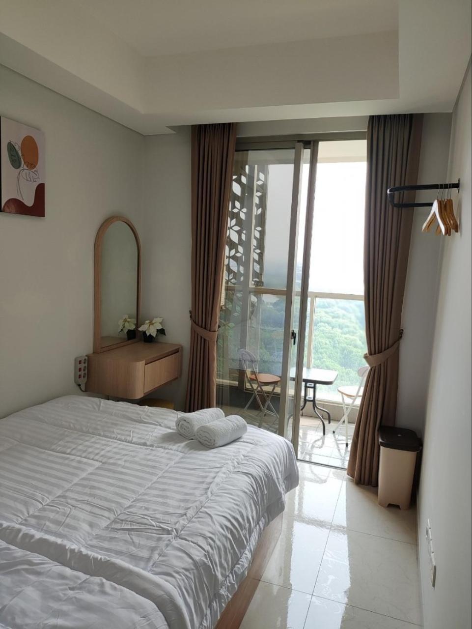 Goldcoast Pik Netflix Wifi Projector View Apartment *
